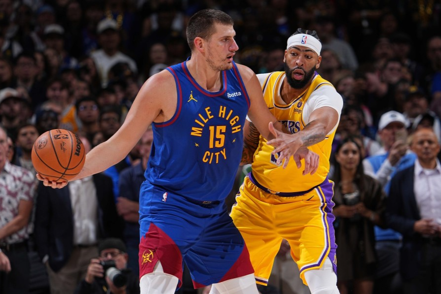 约基奇狂砍浓眉哥分，险胜迎来新赛季高光！-熊猫直播