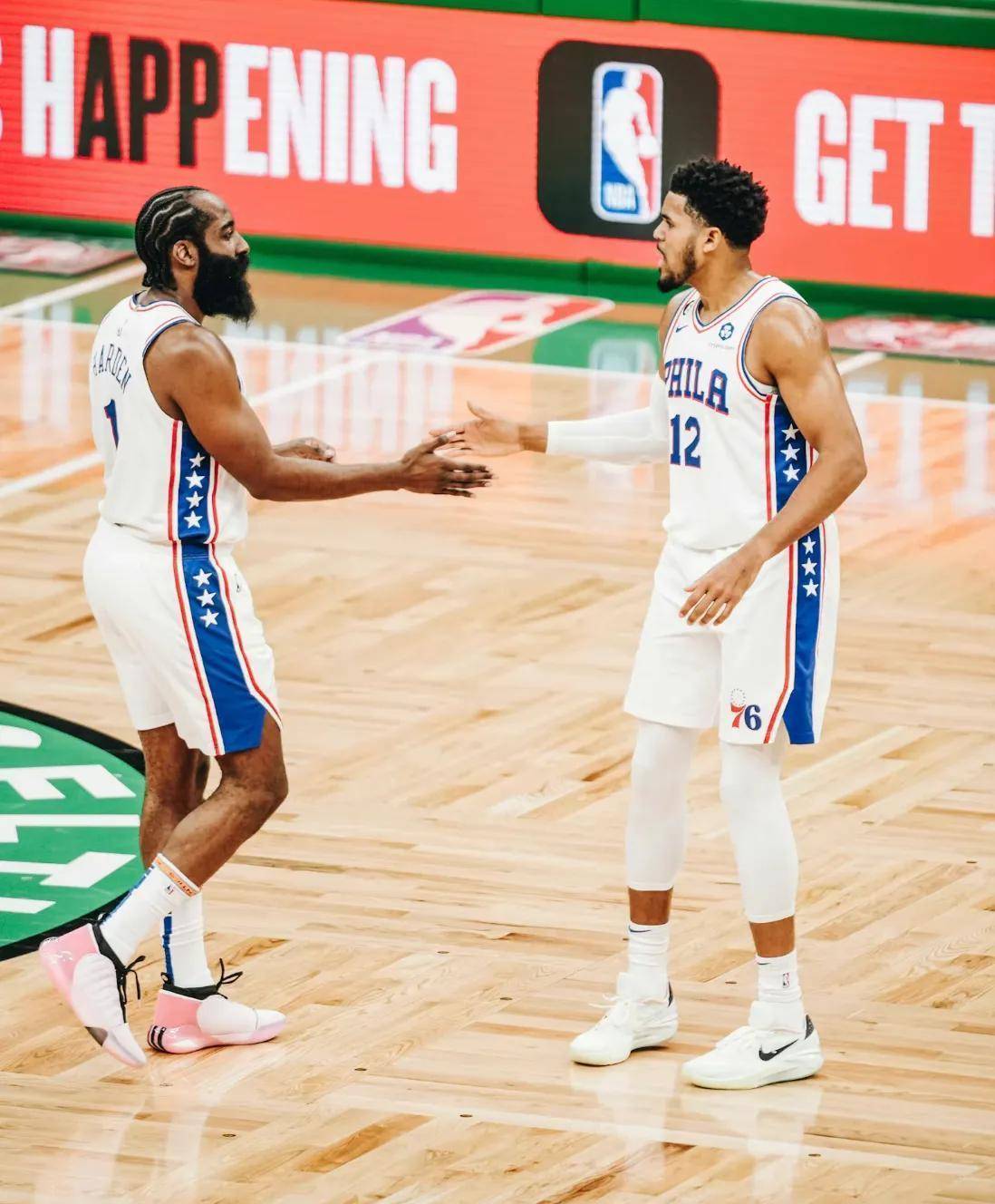 包含德罗巴与40激战快船分钟，败北胜负难料！，哈登焦点对战气势如虹延续的词条-熊猫体育官方网站